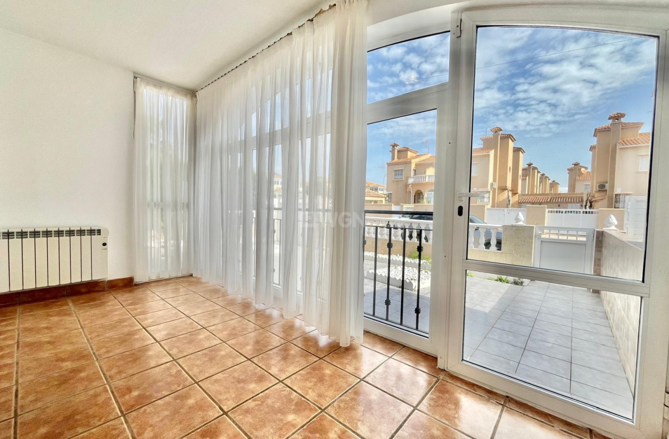 Odsprzedaż - Villa - Orihuela Costa - Playa Flamenca