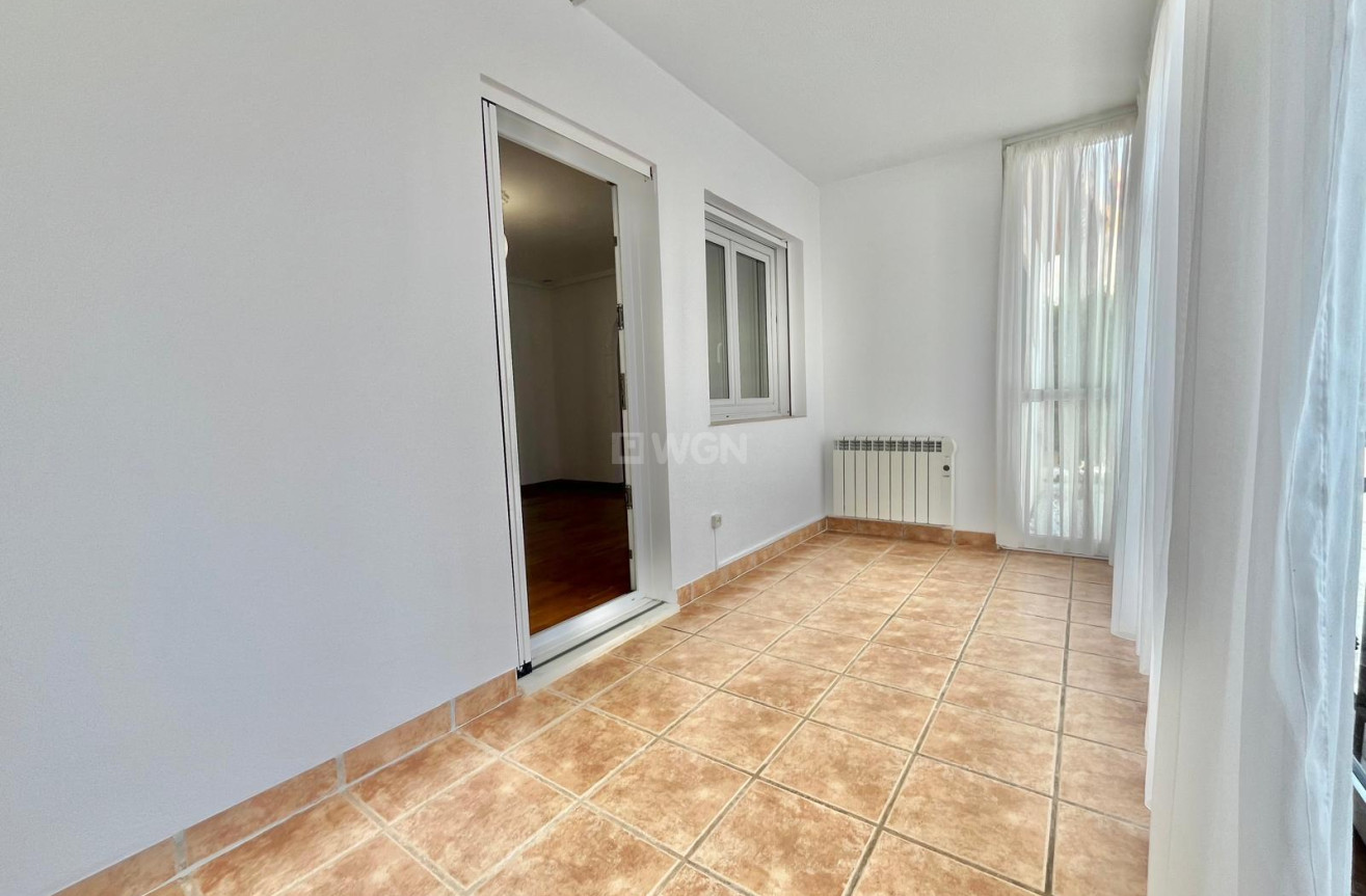 Odsprzedaż - Villa - Orihuela Costa - Playa Flamenca