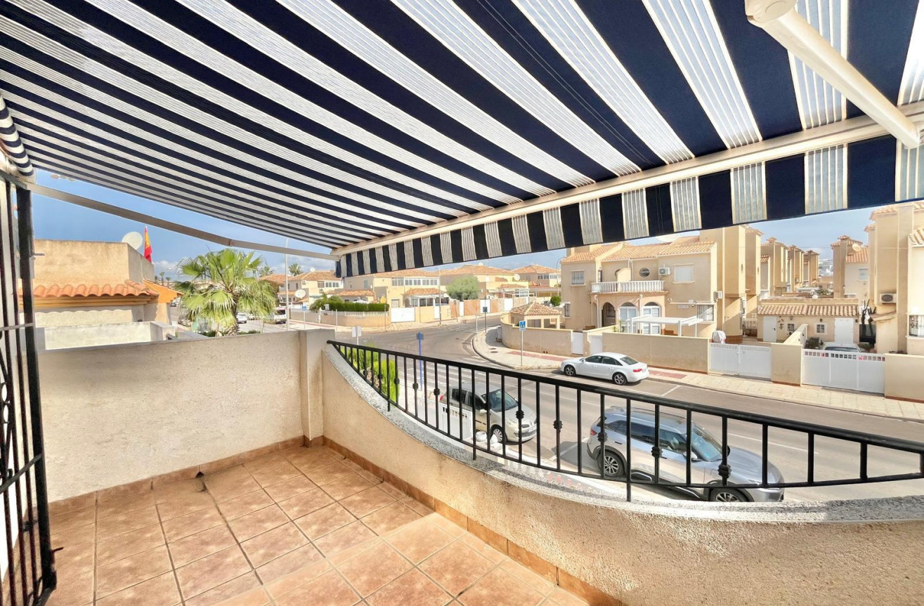 Odsprzedaż - Villa - Orihuela Costa - Playa Flamenca