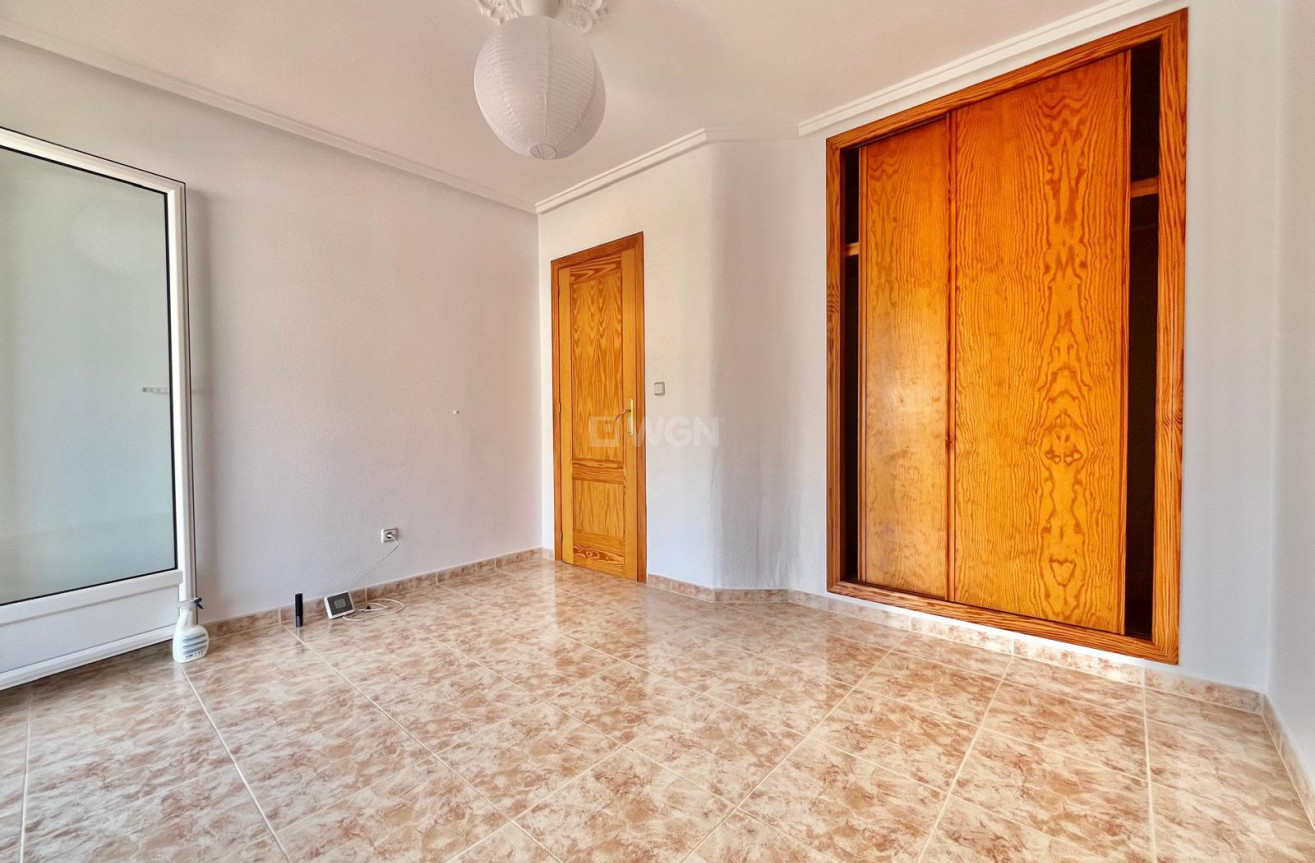 Odsprzedaż - Villa - Orihuela Costa - Playa Flamenca
