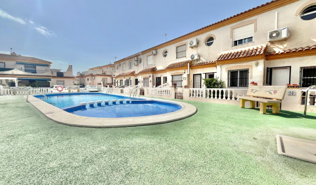 Odsprzedaż - Villa - Orihuela Costa - Playa Flamenca