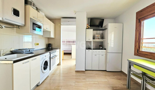 Odsprzedaż - Mieszkanie w bloku - Torrevieja - Nueva Torrevieja
