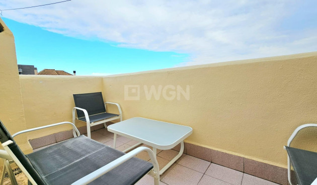 Odsprzedaż - Mieszkanie w bloku - Torrevieja - Nueva Torrevieja