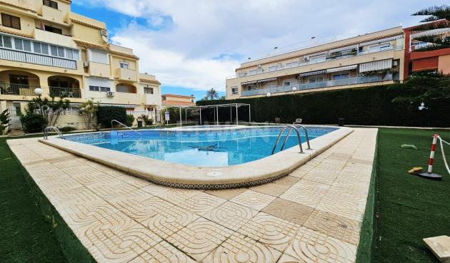 Odsprzedaż - Mieszkanie w bloku - Torrevieja - Nueva Torrevieja