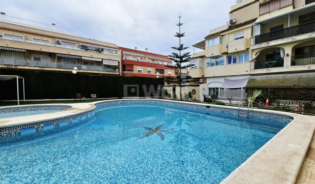 Odsprzedaż - Mieszkanie w bloku - Torrevieja - Nueva Torrevieja