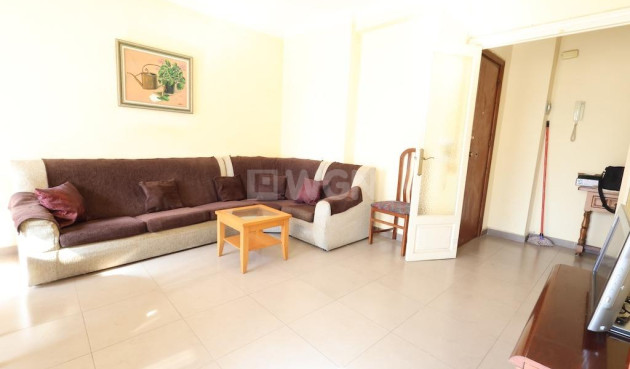 Odsprzedaż - Mieszkanie w bloku - Torrevieja - Costa Blanca