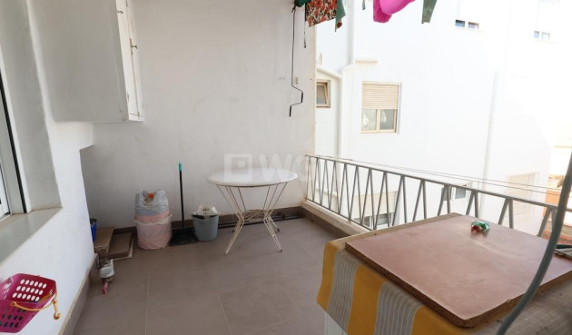 Odsprzedaż - Mieszkanie w bloku - Torrevieja - Costa Blanca