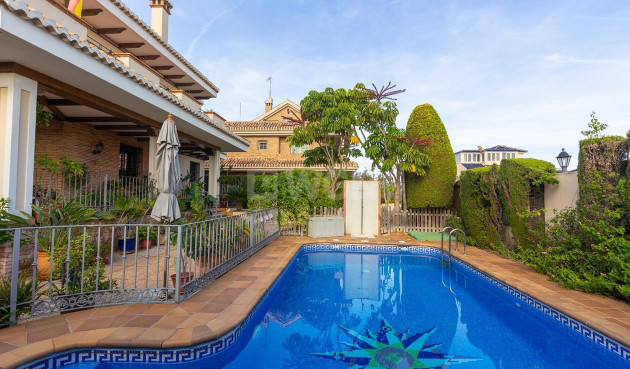 Resale - Villa - Torrevieja - La Veleta