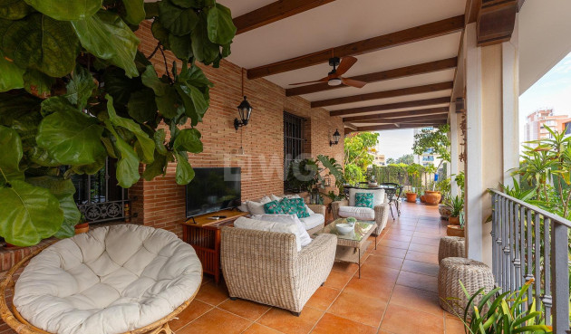 Resale - Villa - Torrevieja - La Veleta