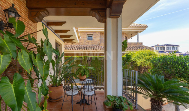 Resale - Villa - Torrevieja - La Veleta
