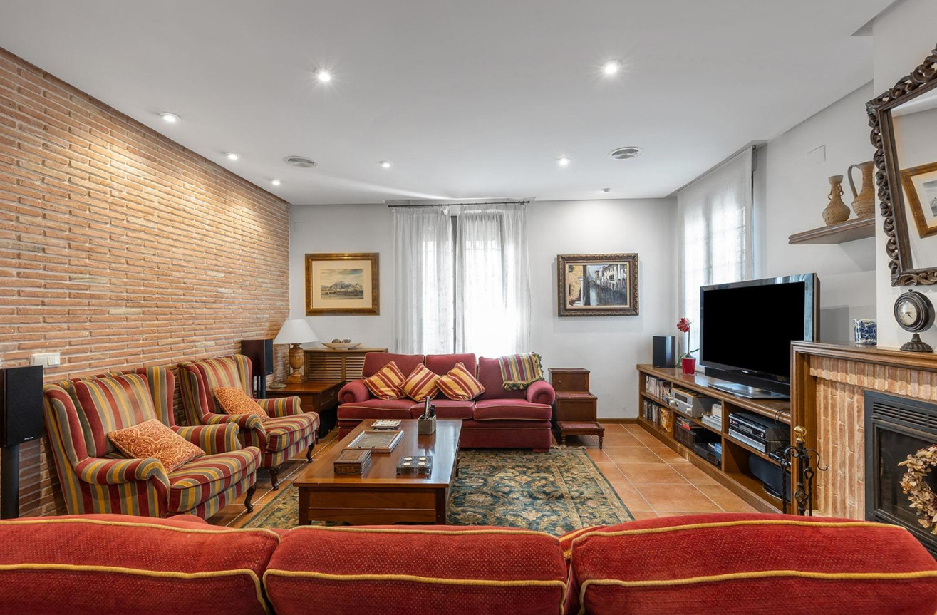 Resale - Villa - Torrevieja - La Veleta