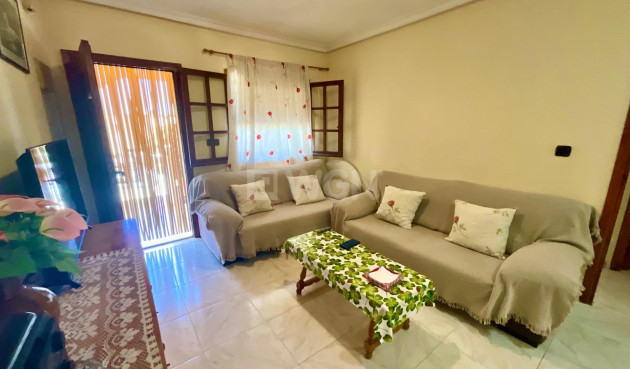 Odsprzedaż - Bungalow - Torrevieja - Torreblanca