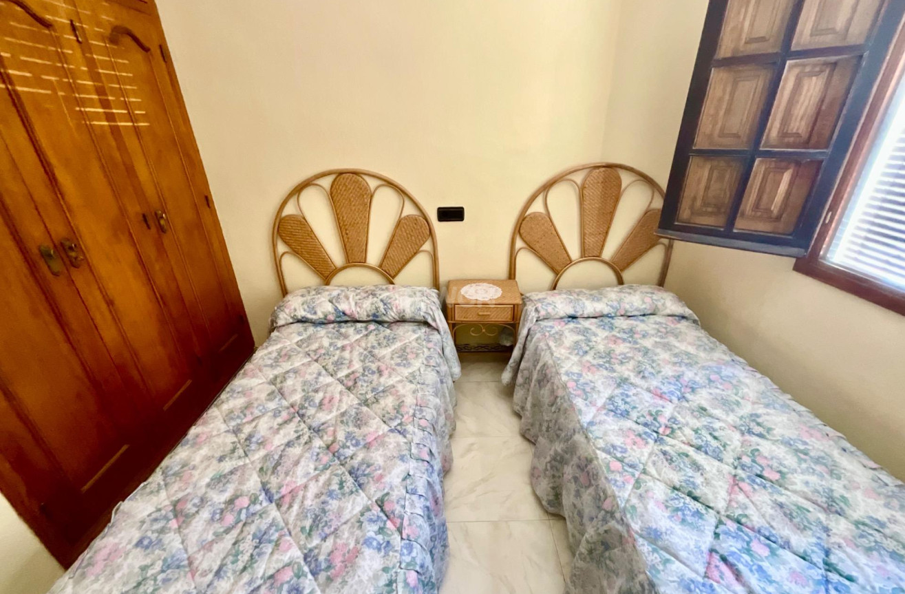 Odsprzedaż - Bungalow - Torrevieja - Torreblanca