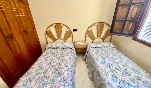 Odsprzedaż - Bungalow - Torrevieja - Torreblanca