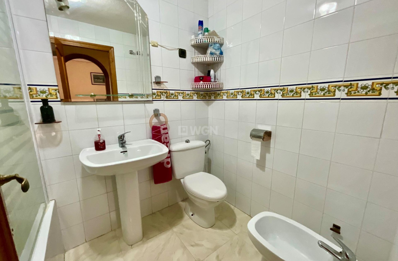 Odsprzedaż - Bungalow - Torrevieja - Torreblanca