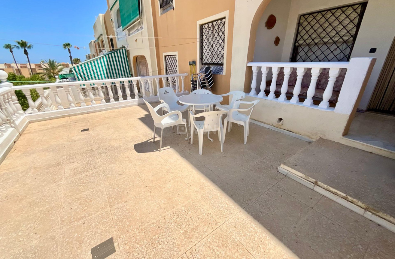 Odsprzedaż - Bungalow - Torrevieja - Torreblanca
