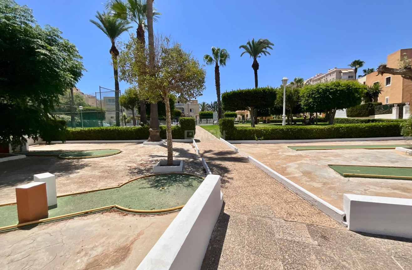 Odsprzedaż - Bungalow - Torrevieja - Torreblanca