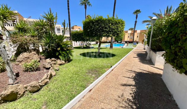 Odsprzedaż - Bungalow - Torrevieja - Torreblanca
