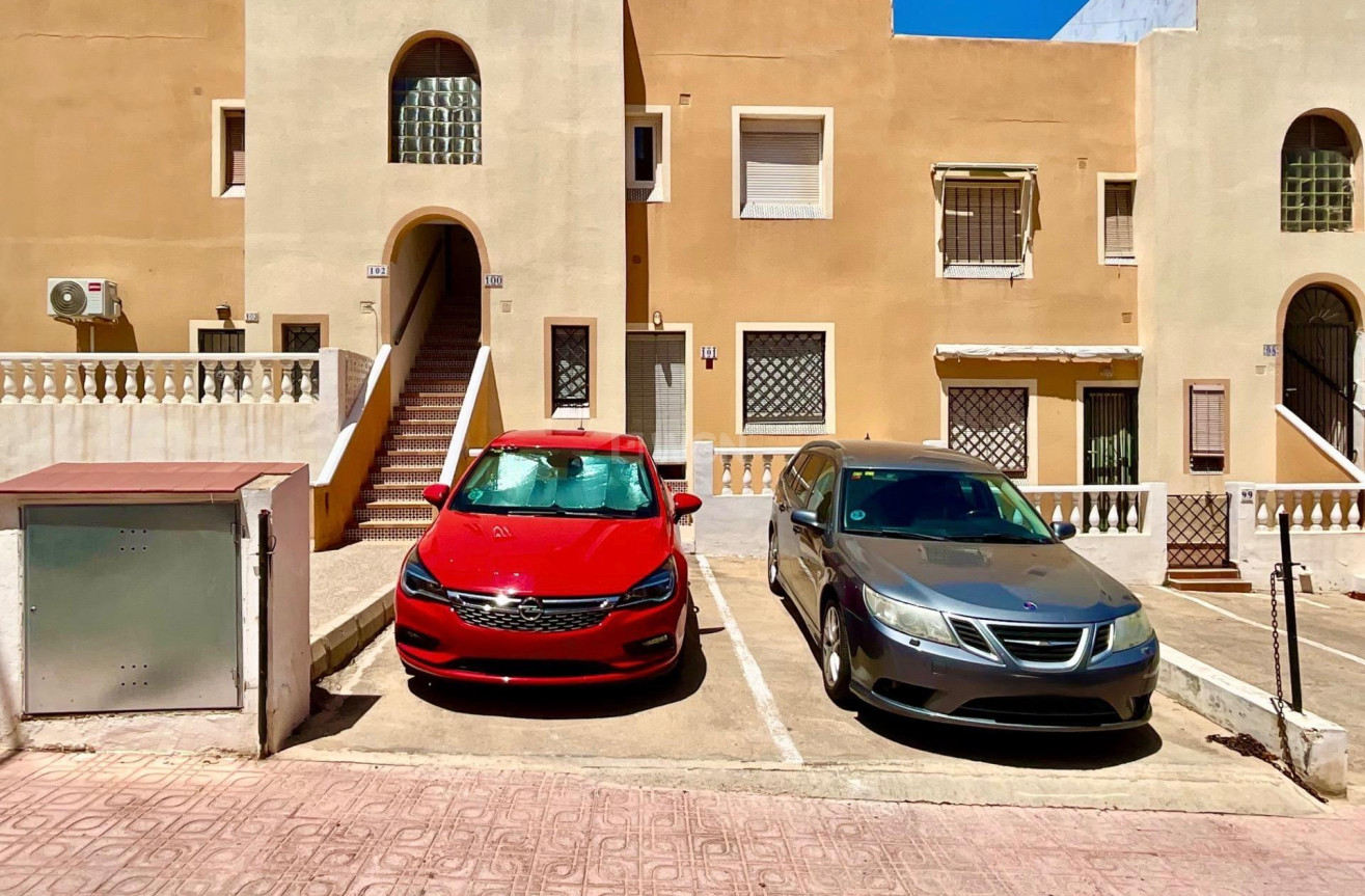 Odsprzedaż - Bungalow - Torrevieja - Torreblanca