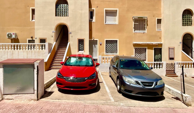 Odsprzedaż - Bungalow - Torrevieja - Torreblanca