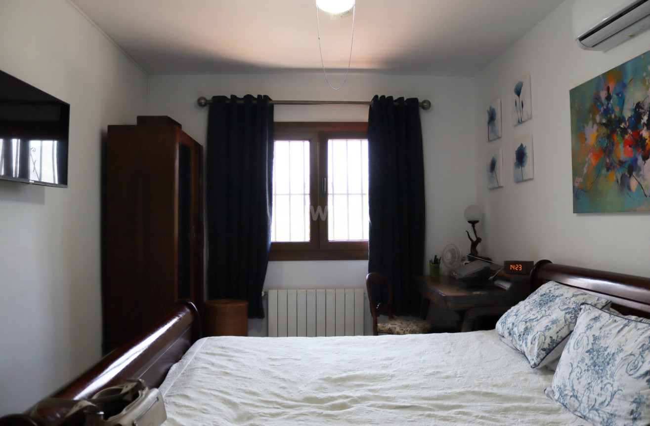 Odsprzedaż - Villa - Orba - Inland