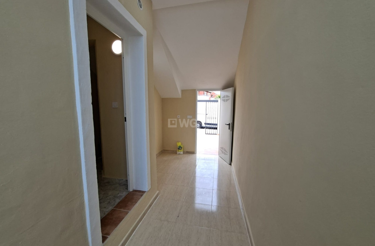 Odsprzedaż - Mieszkanie w bloku - Orihuela Costa - Costa Blanca