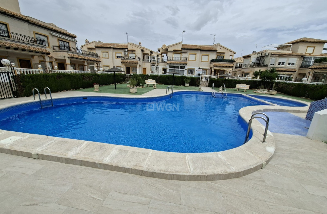 Odsprzedaż - Mieszkanie w bloku - Orihuela Costa - Costa Blanca