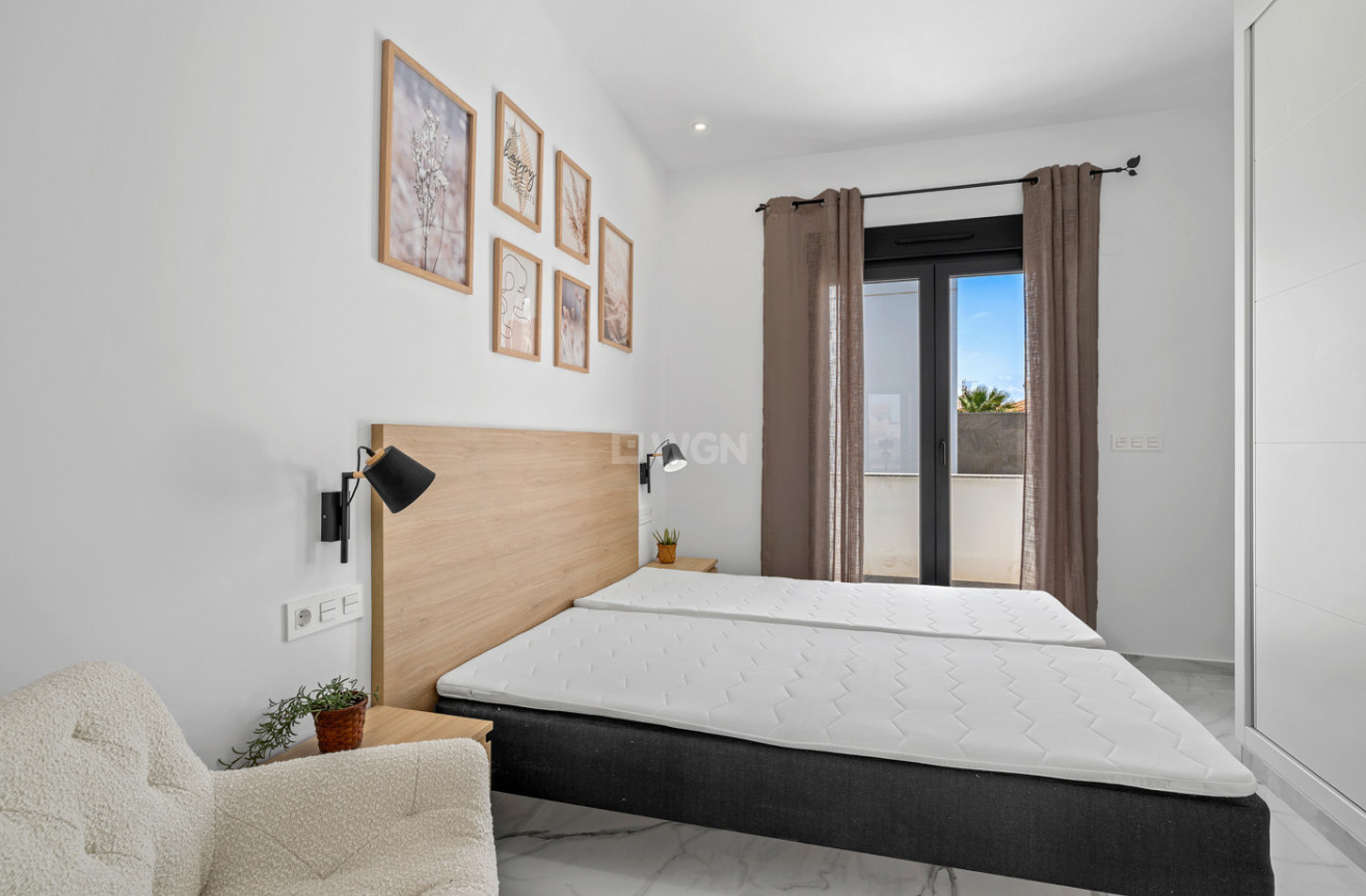 Odsprzedaż - Villa - Torrevieja - Costa Blanca