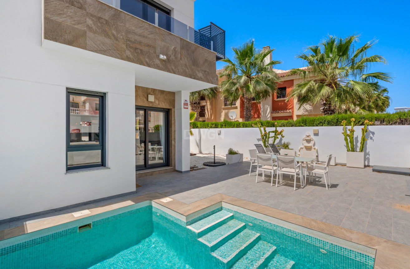 Odsprzedaż - Villa - Torrevieja - Costa Blanca