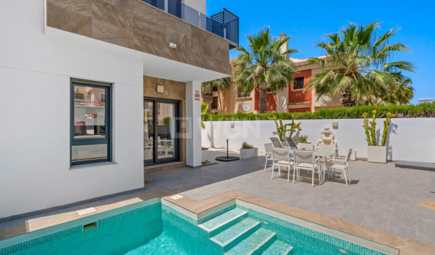 Odsprzedaż - Villa - Torrevieja - Costa Blanca
