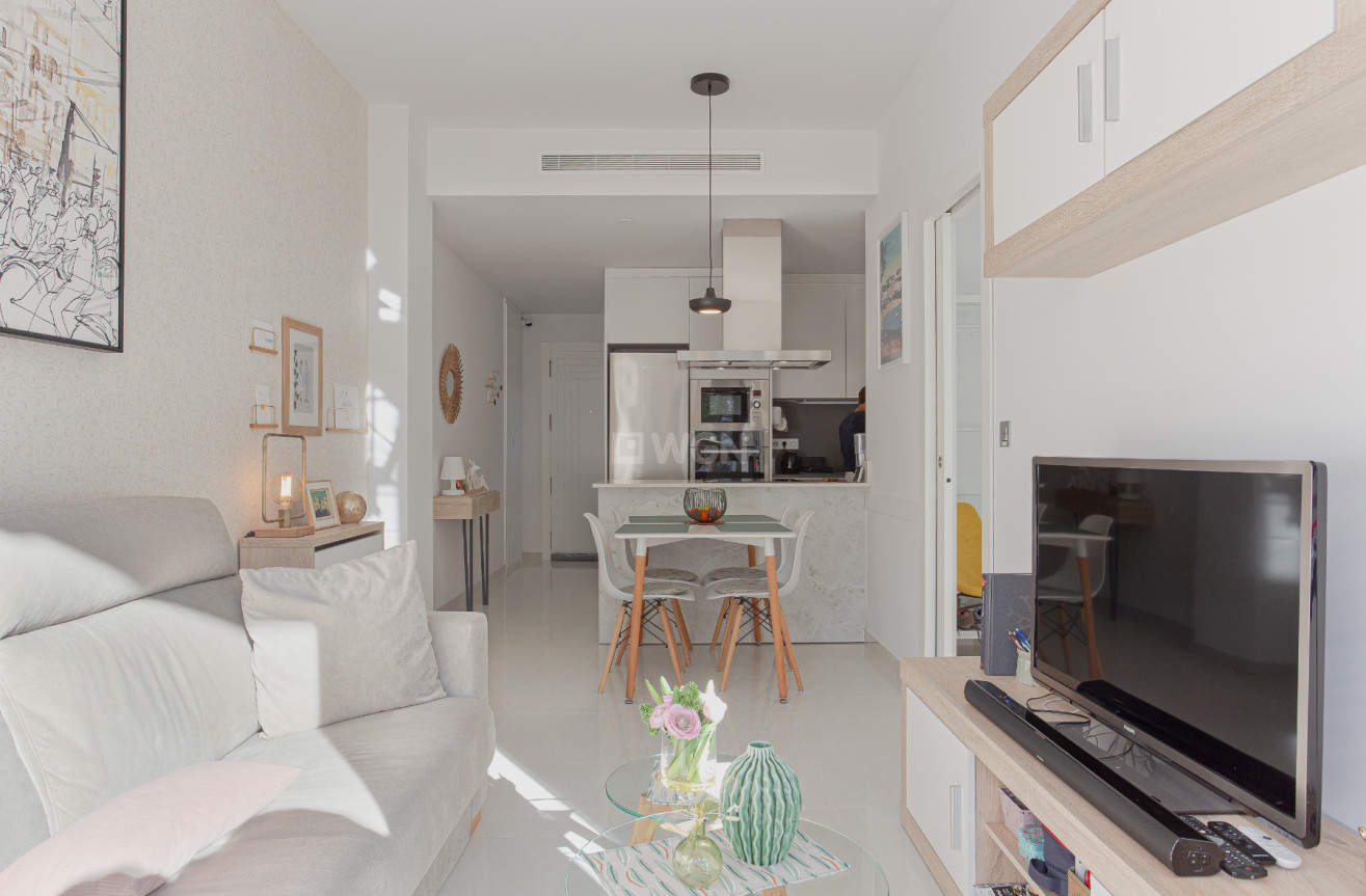 Odsprzedaż - Mieszkanie w bloku - Torrevieja - Costa Blanca