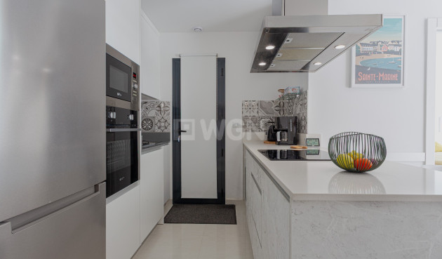 Odsprzedaż - Mieszkanie w bloku - Torrevieja - Costa Blanca