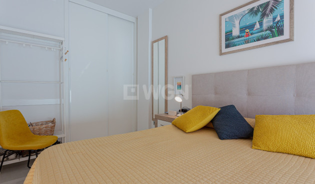 Odsprzedaż - Mieszkanie w bloku - Torrevieja - Costa Blanca