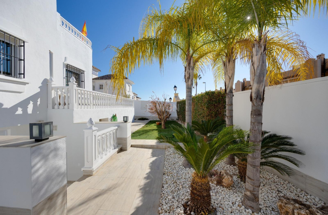 Odsprzedaż - Kamienica - Orihuela Costa - Las Filipinas