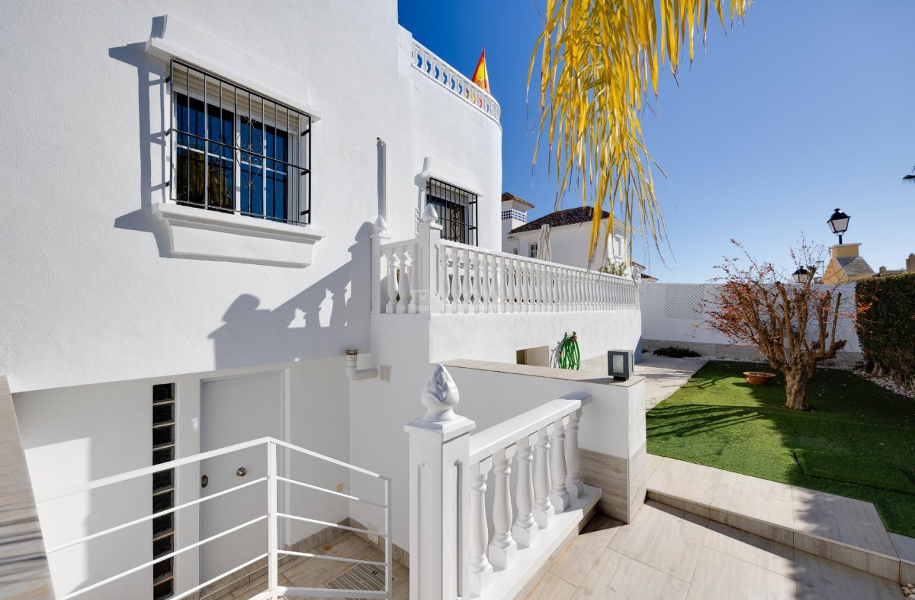 Odsprzedaż - Kamienica - Orihuela Costa - Las Filipinas