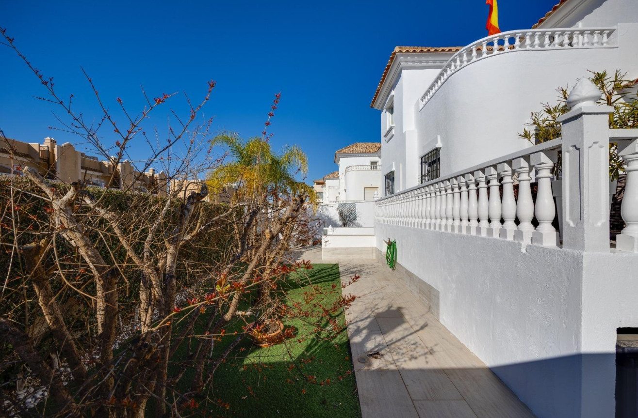Odsprzedaż - Kamienica - Orihuela Costa - Las Filipinas