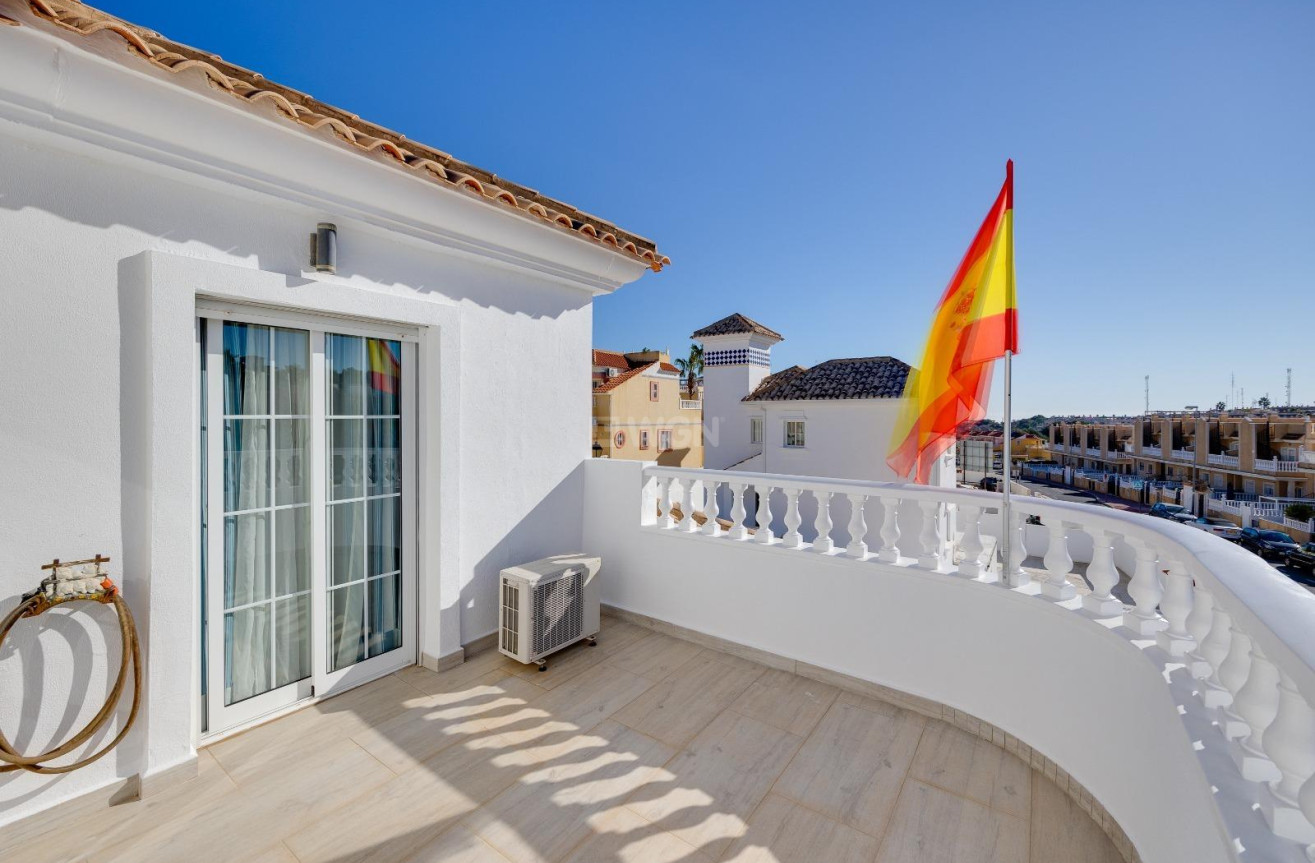 Odsprzedaż - Kamienica - Orihuela Costa - Las Filipinas