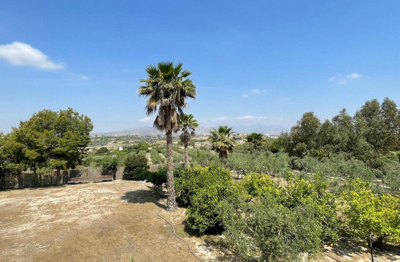 Reventa - Villa - El Rebolledo