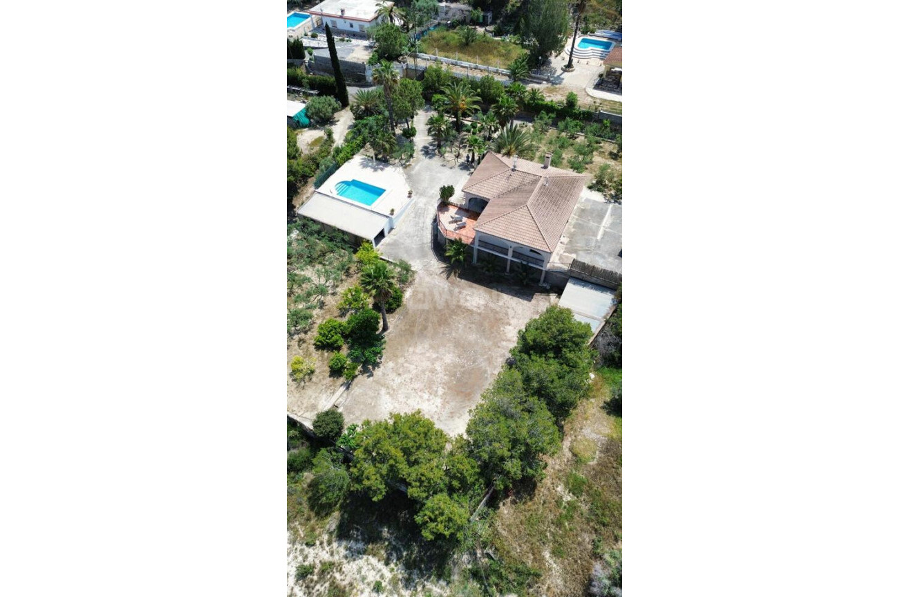 Reventa - Villa - El Rebolledo