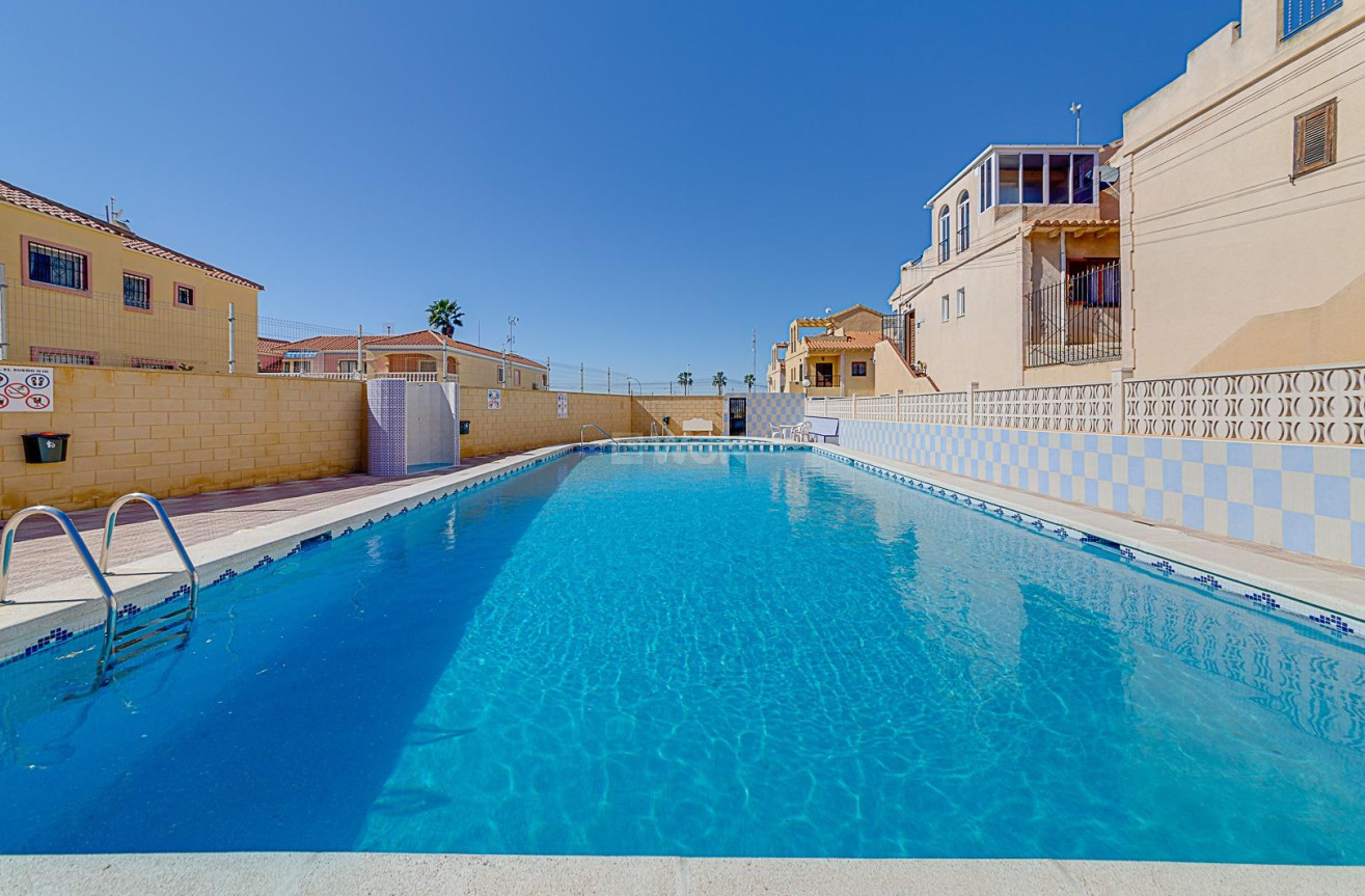 Odsprzedaż - Bungalow - Torrevieja - La Siesta - El Salado - Torreta