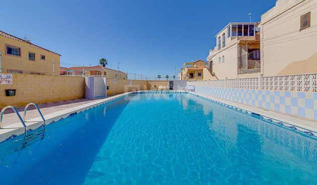 Odsprzedaż - Bungalow - Torrevieja - La Siesta - El Salado - Torreta