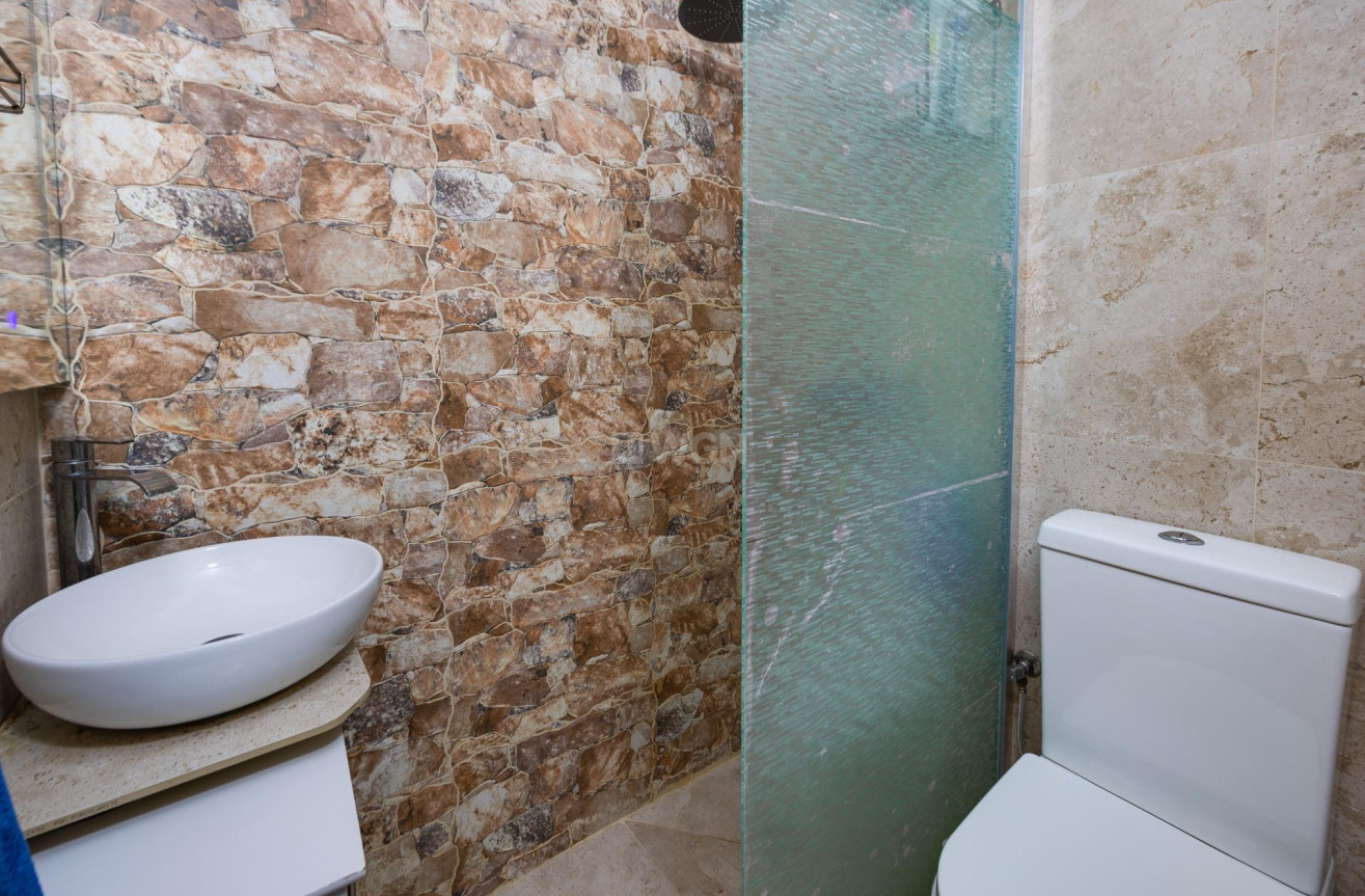 Odsprzedaż - Bungalow - Torrevieja - La Siesta - El Salado - Torreta