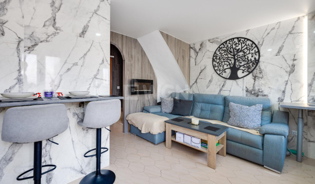 Odsprzedaż - Bungalow - Torrevieja - La Siesta - El Salado - Torreta