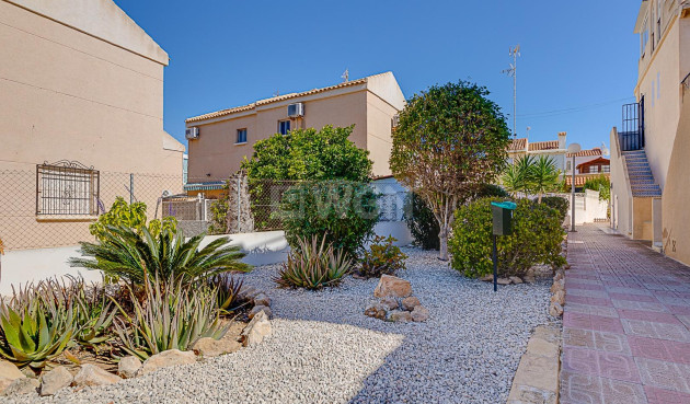 Odsprzedaż - Bungalow - Torrevieja - La Siesta - El Salado - Torreta