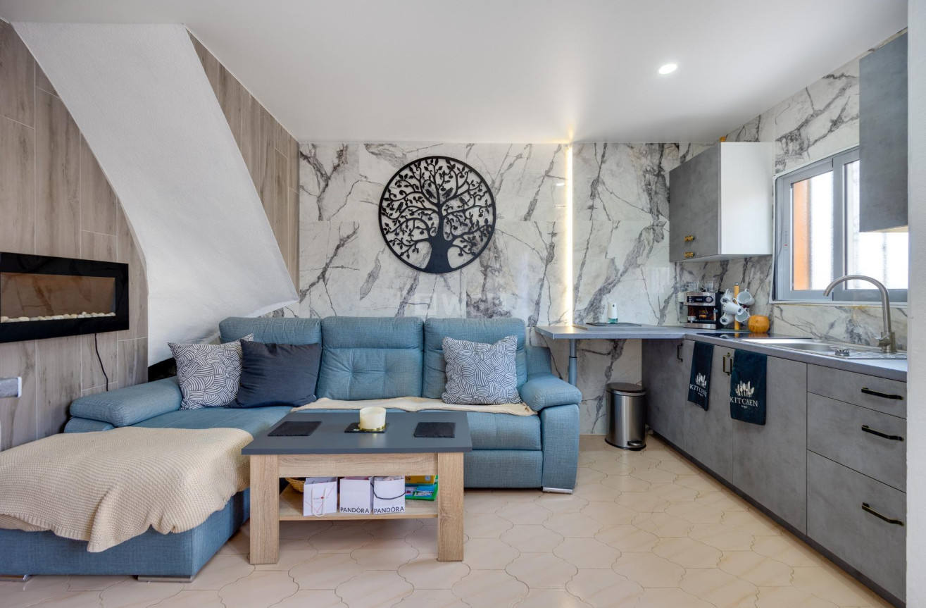 Odsprzedaż - Bungalow - Torrevieja - La Siesta - El Salado - Torreta