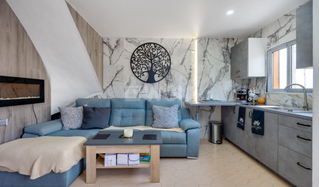 Odsprzedaż - Bungalow - Torrevieja - La Siesta - El Salado - Torreta