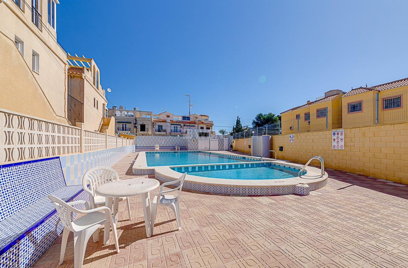 Odsprzedaż - Bungalow - Torrevieja - La Siesta - El Salado - Torreta