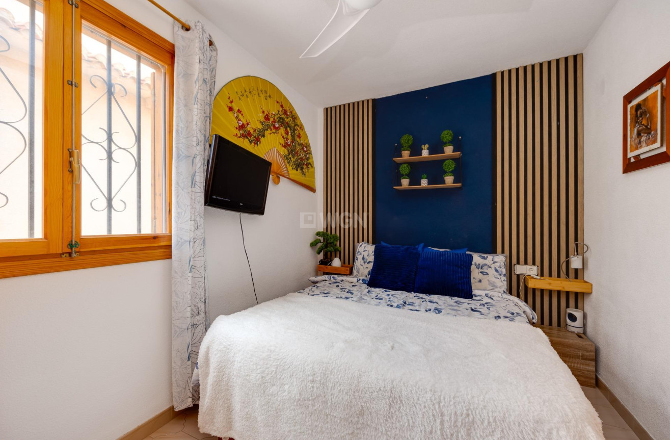Odsprzedaż - Bungalow - Torrevieja - La Siesta - El Salado - Torreta
