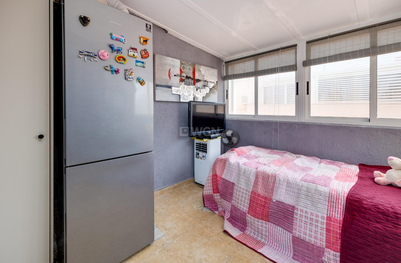 Odsprzedaż - Bungalow - Torrevieja - La Siesta - El Salado - Torreta