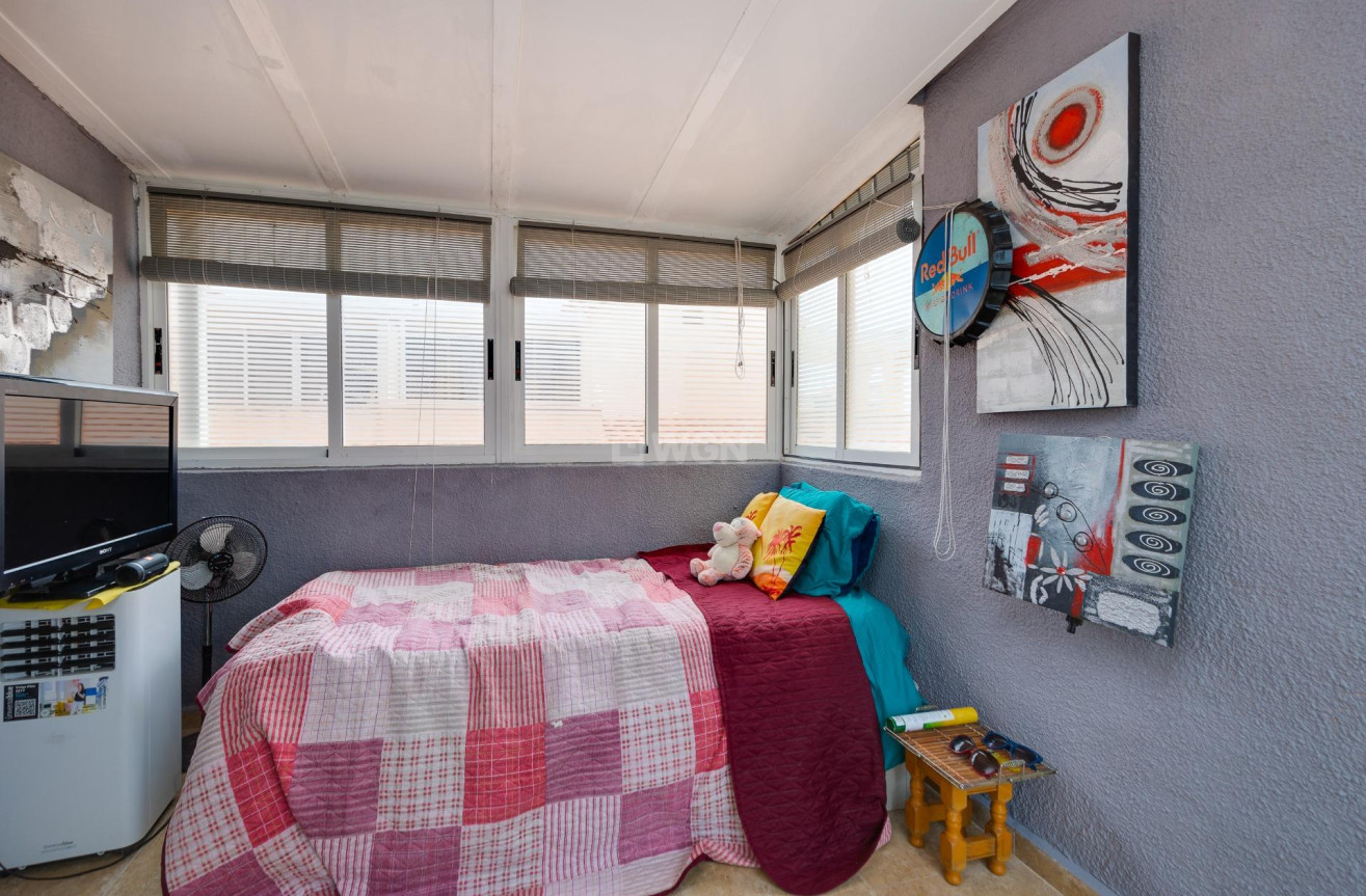 Odsprzedaż - Bungalow - Torrevieja - La Siesta - El Salado - Torreta